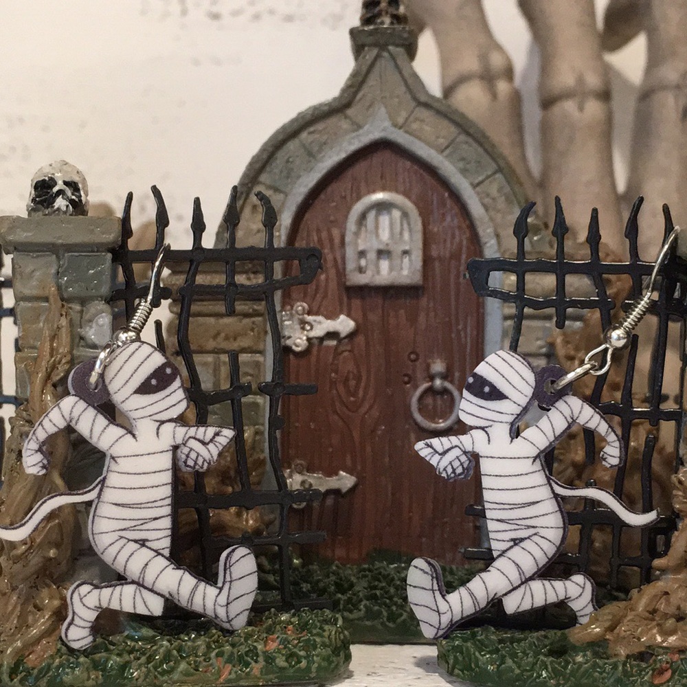 Mummy Acrylic Earrings - Picture 5 of 6